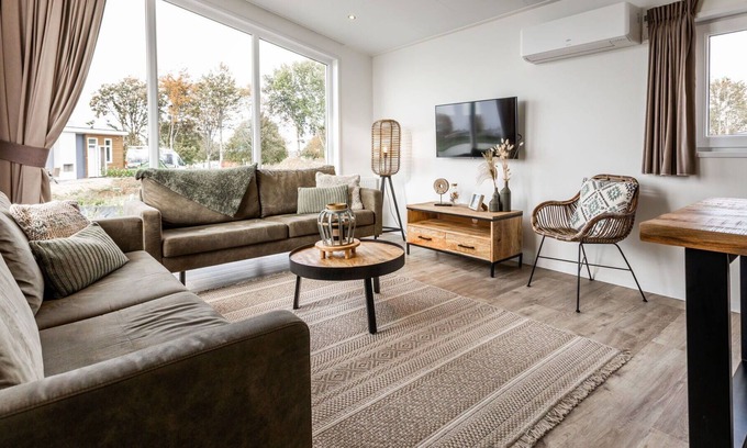 Bemelen House | Wonderful private villa for 4 guests with A/C, pool, WIFI, TV, terrace and parking