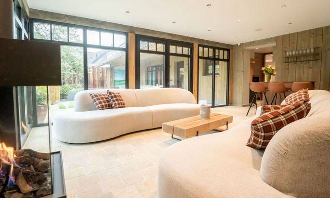 Klemskerke House | Wonderful private villa for 12 people with WIFI, TV and patio