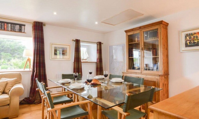 Slate Islands House | Wonderful private villa for 4 people with WIFI, TV and pets allowed