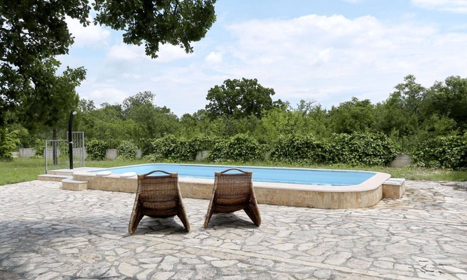 Drinovci House | Wonderful private villa for 4 people with WIFI, A/C, private pool, TV, terrace and pets allowed