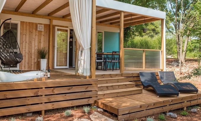 Rebici House | Wonderful private villa for 4 people with WIFI, A/C, TV, terrace and pets allowed