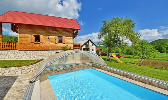 Krivi Put House | Wonderful private villa for 5 people with pool, WIFI, TV, terrace, pets allowed and panoramic view