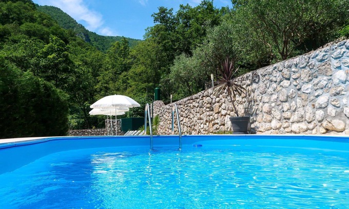 Medveja House | Wonderful private villa for 5 guests with pool, A/C, WIFI, TV and terrace
