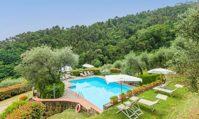 Pescia Villa | Wonderful private villa for 10 people with private pool, WIFI, TV, terrace and panoramic view