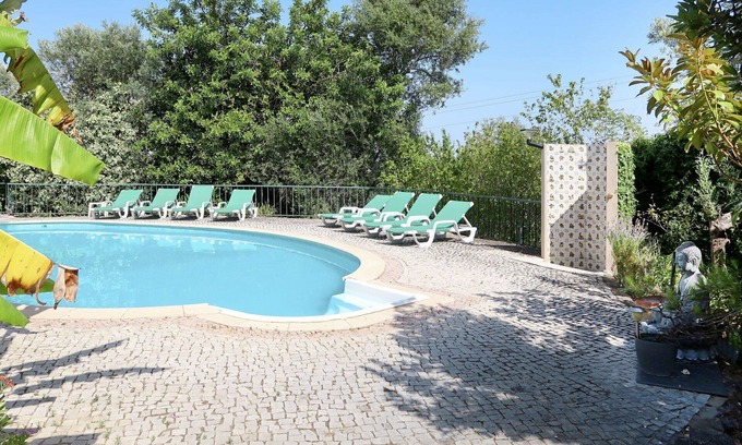 Silves House | Wonderful private villa with WIFI, private pool, hot tub, A/C, TV, terrace, pets allowed and par.