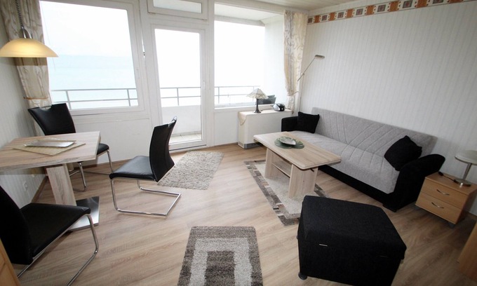 Heiligenhafen Apartment | Wonderful view of the Baltic Sea - welcome to the Steinwarder!