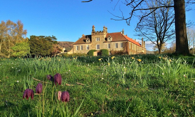 Great Broughton House | Wonderful villa for 4 guests with WIFI, TV and terrace