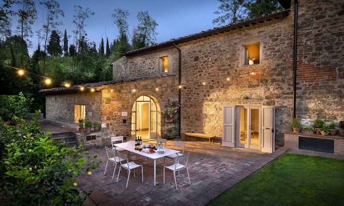 Greve in Chianti Villa | Wonderful villa for 18 people with A/C, private pool, WIFI and TV
