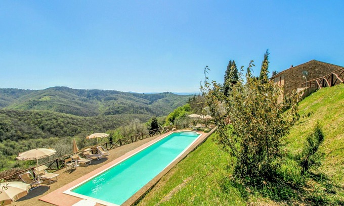 San Vincenti Villa | Wonderful villa for 22 people with WIFI, private pool, A/C, TV, panoramic view and parking
