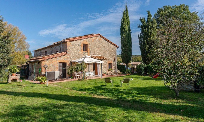 Montieri House | Wonderful villa for 5 guests with WIFI, A/C, private pool, TV, patio, pets allowed and parking