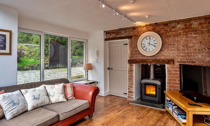 East Portlemouth House | Wonderful villa for 10 people with WIFI and pets allowed