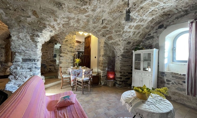 Valloria Villa | Wonderful villa for 5 people