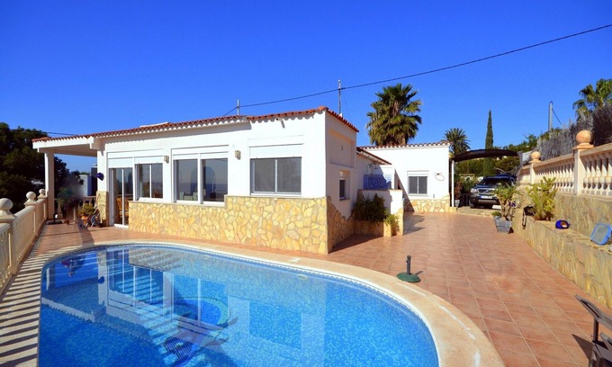 Coveta Fuma Ski Chalet | WONDERFUL VILLA WITH POOL, NO STEPS, WIFI, BEACH