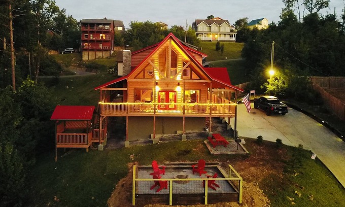 Chalet Village North Cabin | ✨ Woodlands: Best Location with add'l 20x40 level trailer parking area.