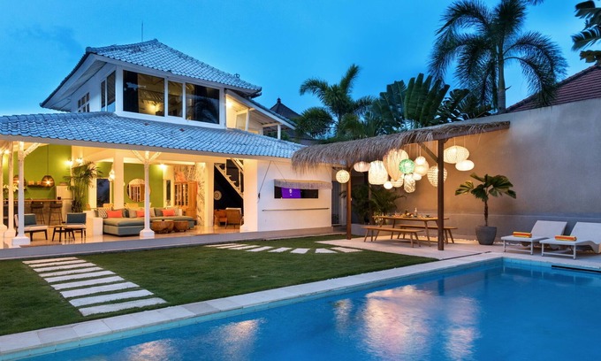 Petitenget Villa | Work From Home @Eclectic 3BR Tropical Stylish Private Villa Walk to Beach