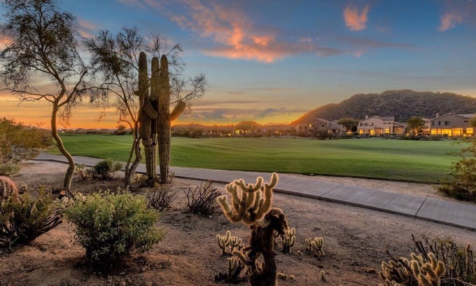 Las Sendas House | Work remote on the golf course, poolside! Or just chill in luxury!