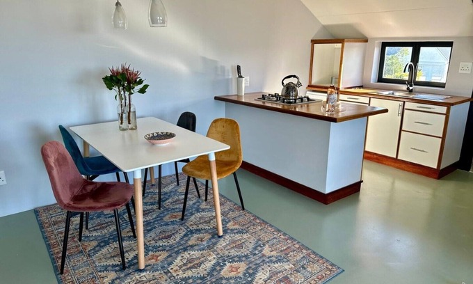 Stellenbosch Apartment | World of Horses Flats - Lucky