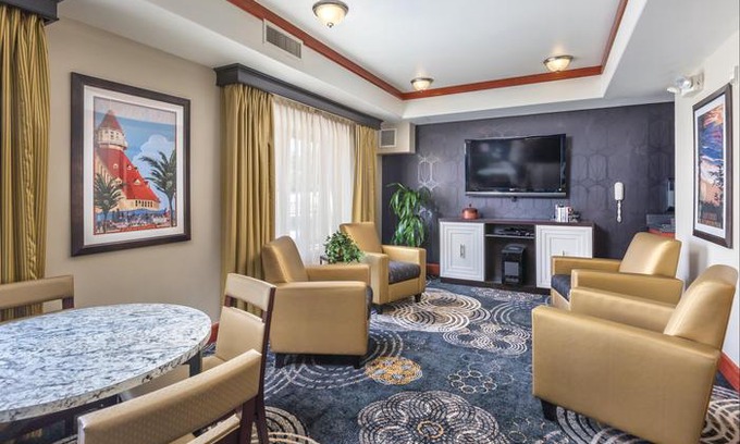 East Village Hotel | WorldMark San Diego