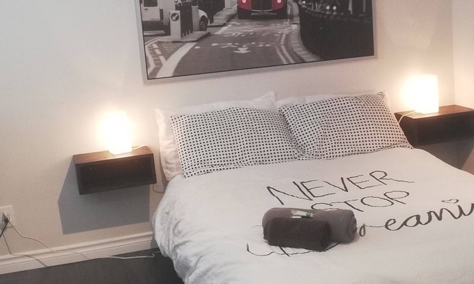 Hull Apartment | WOW! Beautiful studio near Ottawa (101-2)