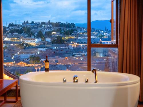 Dayan Old Town House | Wuyun Courtyard View Inn
