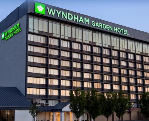 Downtown Niagara Falls Hotel | Wyndham Garden at Niagara Falls