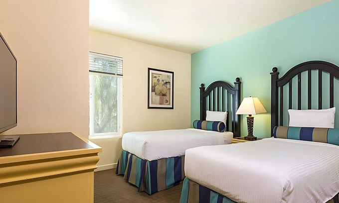 Las Vegas Resort | Wyndham Tropicana Resort 2BR – Spacious Stay w/Pool, Spa & Near The Strip