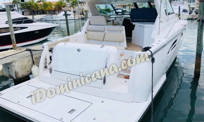 Bavaro Boat Rental | Yacht Tiara 47ft.Cruise and relax to Saona island
