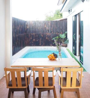 Nakhon Phanom Villa | Yada house onsen pool villa