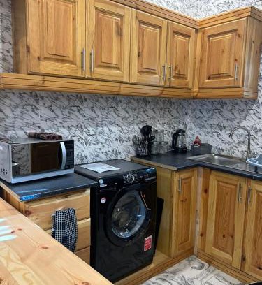 Serrekunda Apartment | Yamou,shona and yafatou
