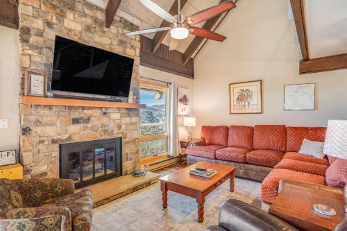 Steamboat Springs Apartment | Yampa View 301