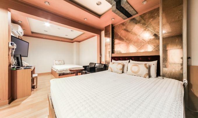 Tongjung Hotel | Yangsan Mulgeum L