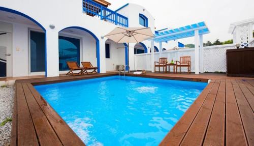 Yangyang Villa | Yangyang Jijoonghae Pool Villa