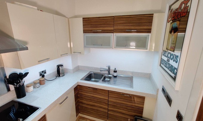 Yarm Apartment | YARM centre apartment with free parking.