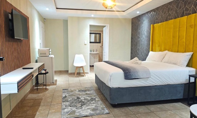 Graskop Bed & Breakfast | Yello Guest House Graskop