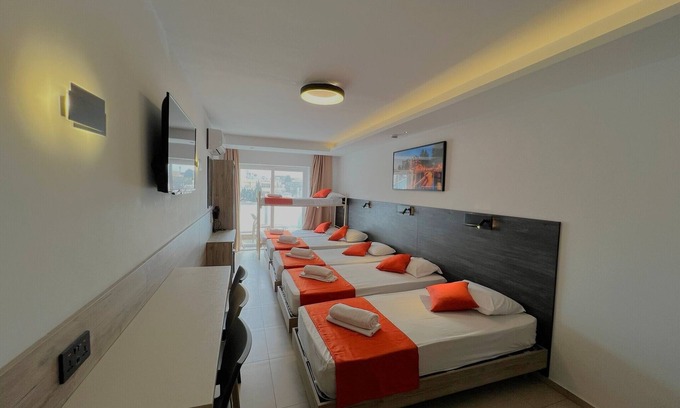 Swieqi Apartment | Yellow 12: Two-Bedroom Apartment in St. Julian's