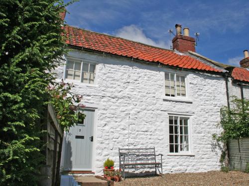 Burythorpe House | Yew Tree Cottage