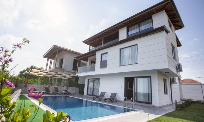 Lara Apartment | YILDIZ PREMIUM APART 1