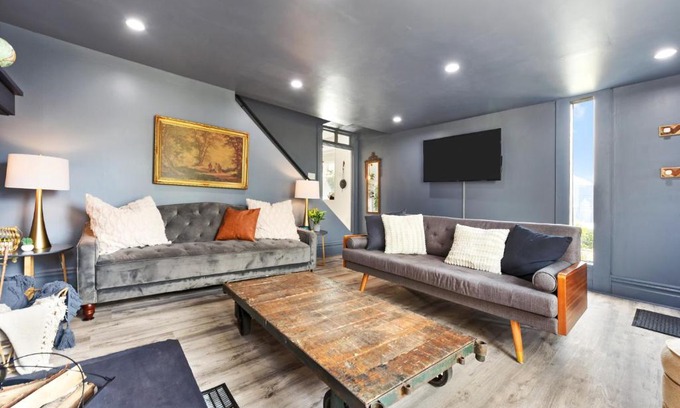 Pittsburgh House | Yinz Retreat, Above the City