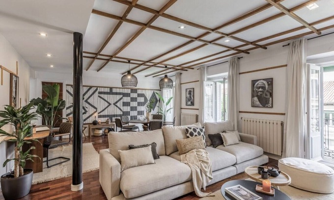 Malasana Apartment | Yombe - 3 bedrooms in Malasaña
