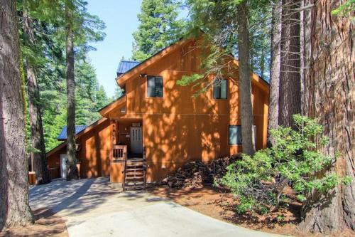Yosemite West House | Yosemite View