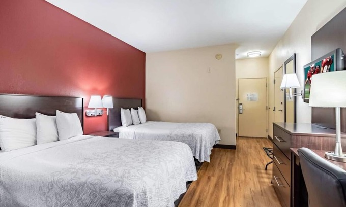 Downtown San Antonio Hotel | You found it! Close to it All! Minutes to Tower of the Americas, Pet Friendly!
