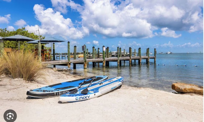 Key West Resort | You Found the One! Approx 4 miles from Duval St. 2 BDRM 2BATH CONDO. SLEEPS 6