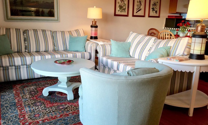 Duck House | You Will Be Grateful for "Outer Thanks" in the Outer Banks!