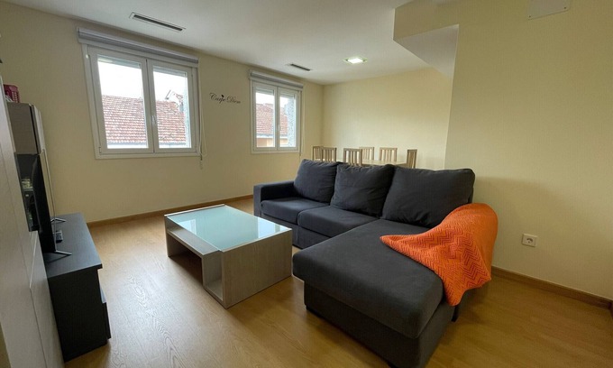 Ourense Apartment | YouHouse Maca I