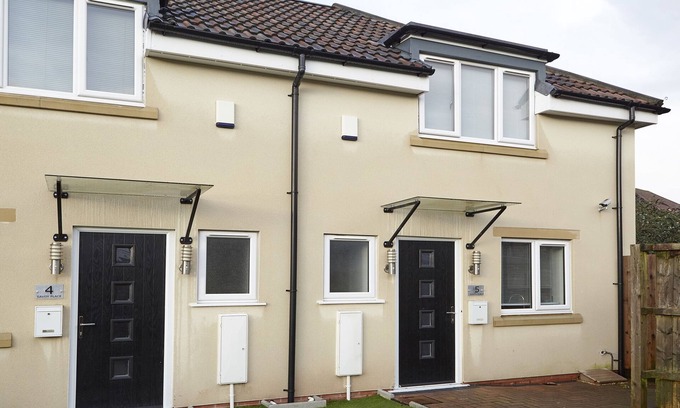 Brislington Villa | Your Apartment Savoy Place - No.5