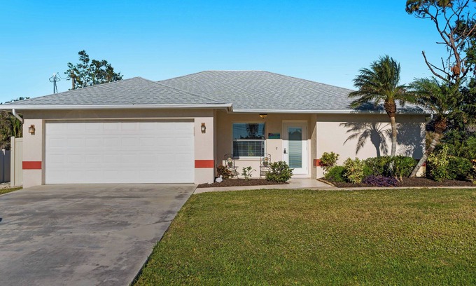 South Venice House | Your Dream Vacation With Private Pool Near Many Beaches