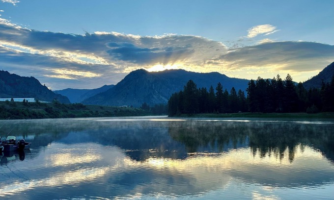 Thompson Falls House | Your “Happy Place” on the Clark Fork in Thompson Falls, Montana
