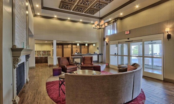 Albuquerque House | Your Home Away in Albuquerque! Free Breakfast, Full Kitchen, Pets Allowed!