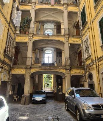 Naples City Centre Bed & Breakfast | Your Home in Naples