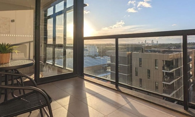 Wentworth Point Apartment | Your Luxury Weekend Getaway Modern High Level in Wentworth Point